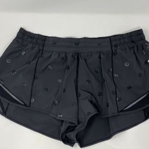 Lulu Lemon logo shorts 4”